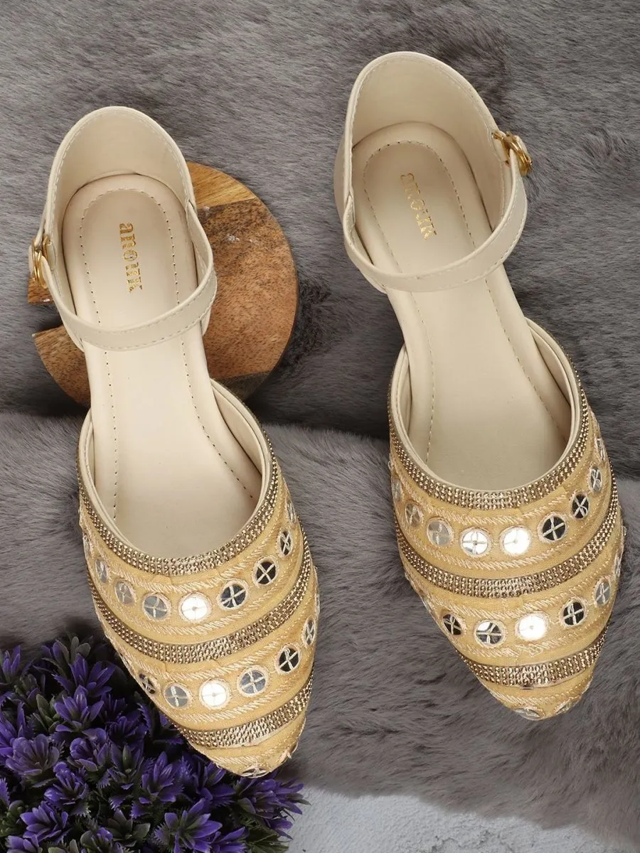 Anouk Women Embellished Ethnic Mojaris