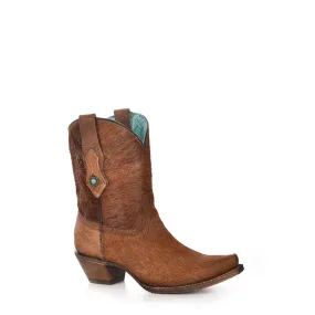 C3586 | Ladies Corral Hair-On Boots