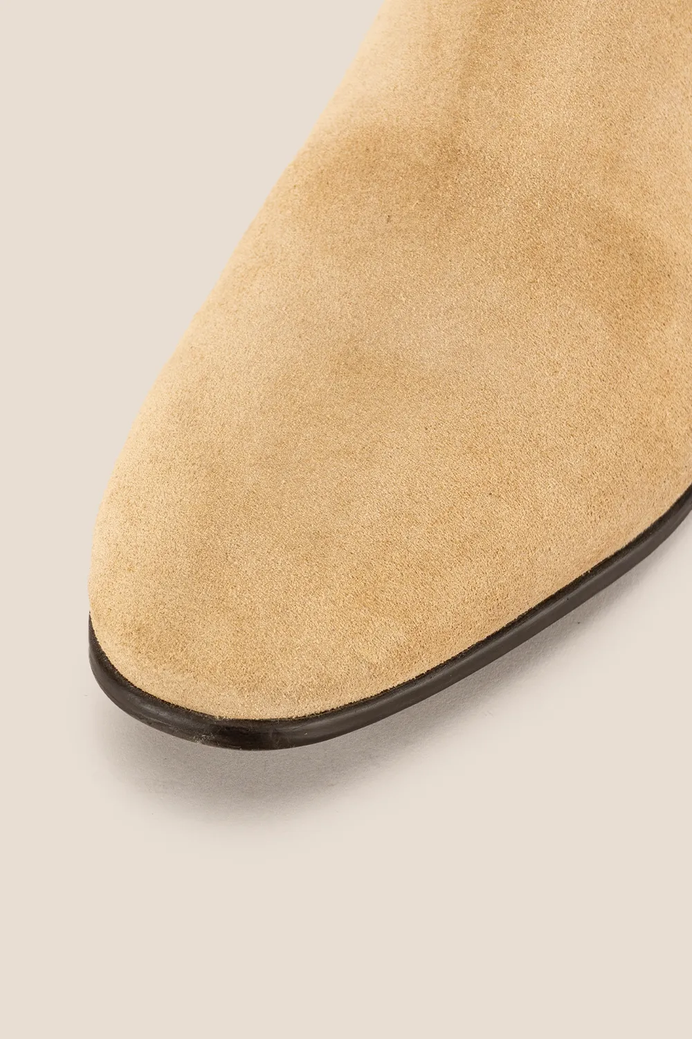 Darwin Sand Suede