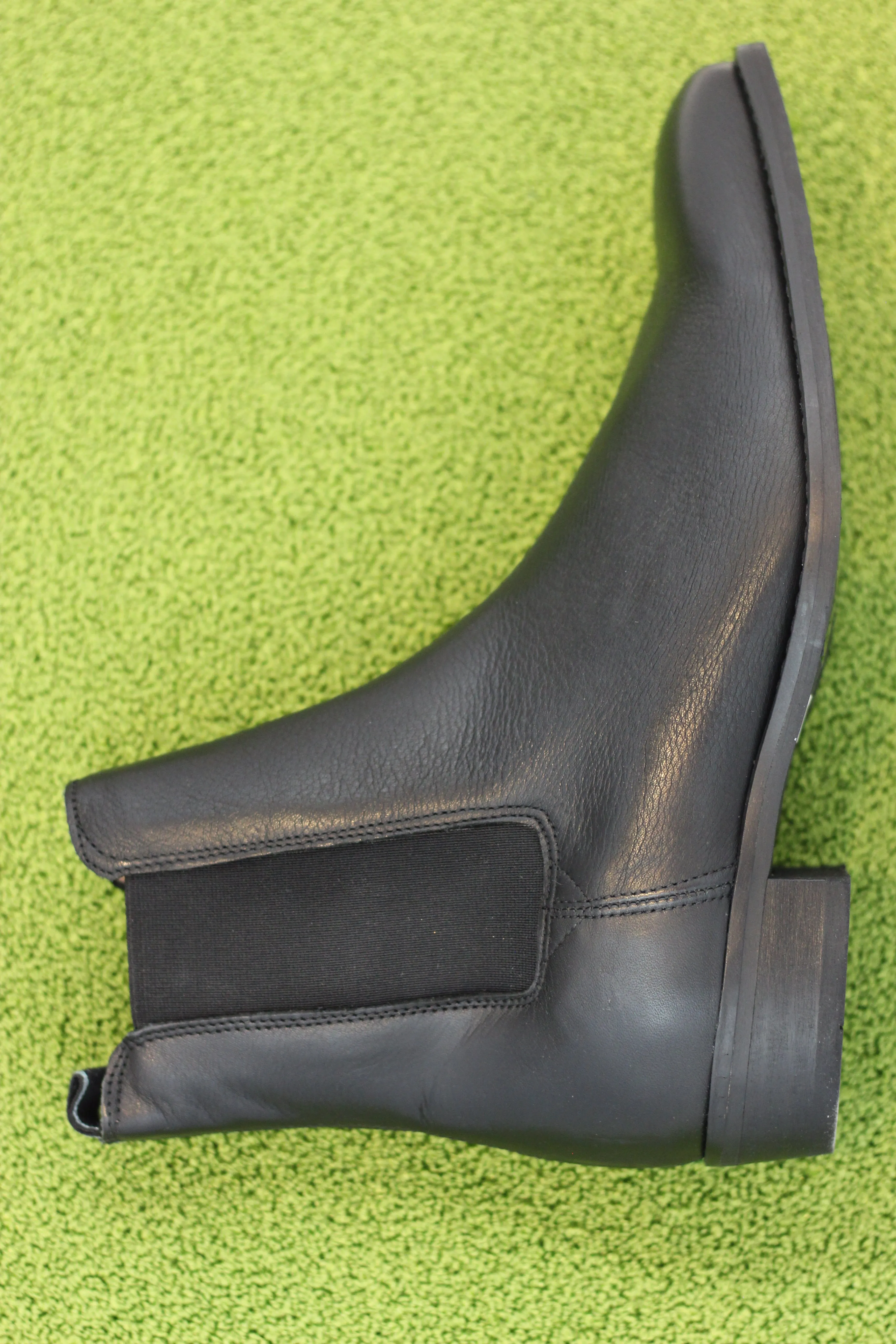 Mens Eli Chelsea Boot - Black Leather