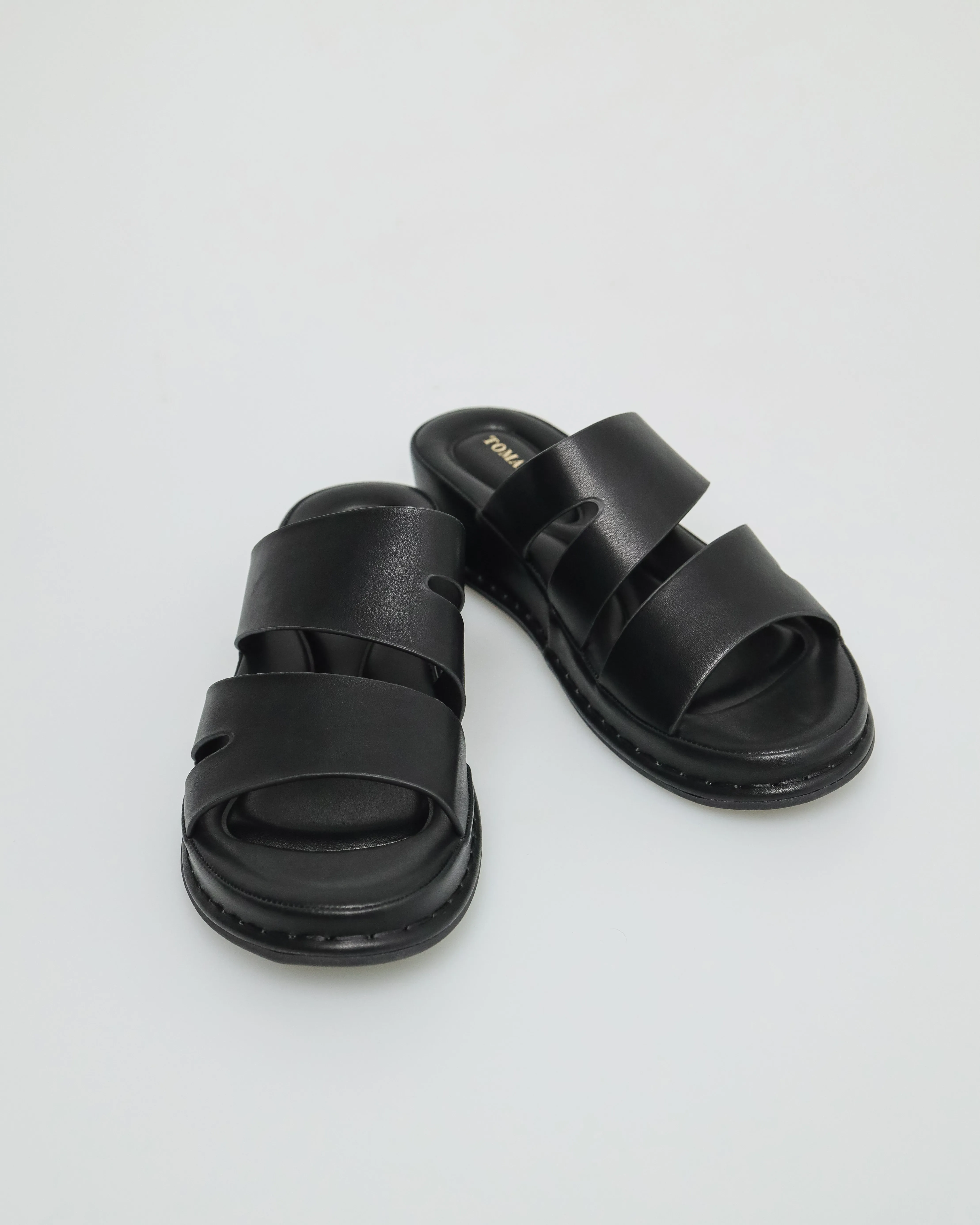 Tomaz NN195 Ladies Solid Tone Sandals (Black)