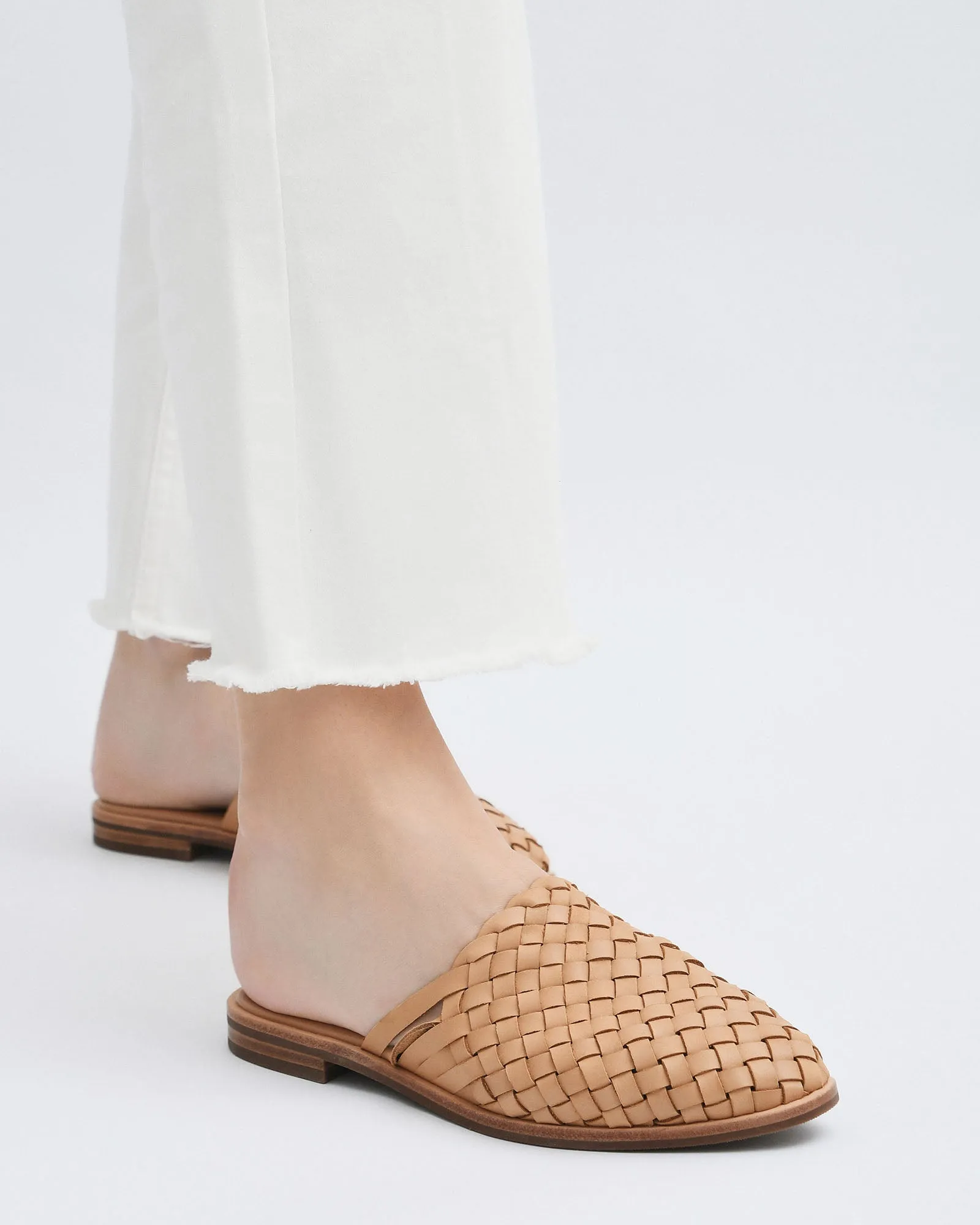 WEAVER CASUAL FLATS TAN LEATHER