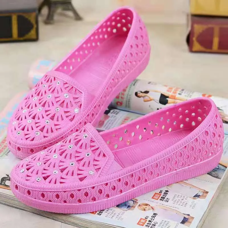 Women summer closed toe hollow slip on nurse flat sandals