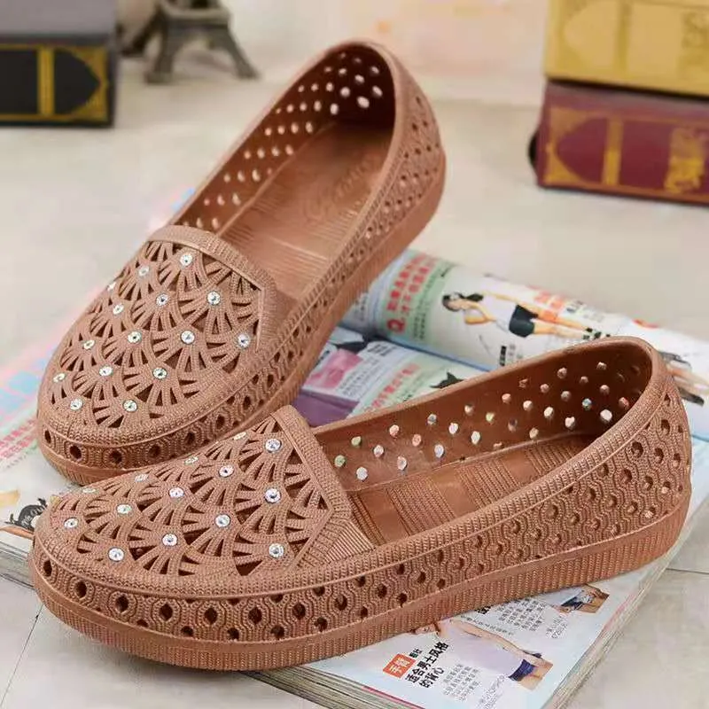 Women summer closed toe hollow slip on nurse flat sandals